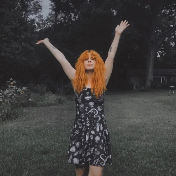 Brett Manning Dress SIZE Medium - Picture 6 of 9